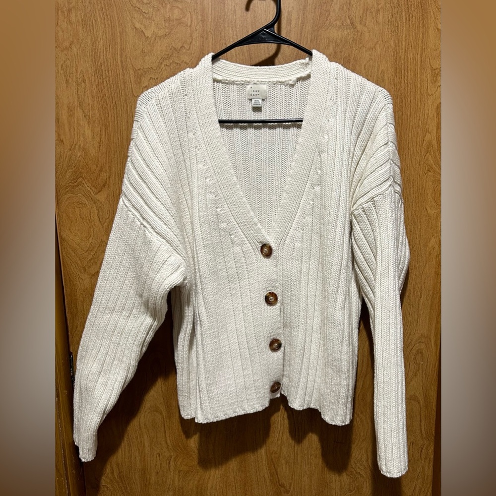 A New Day Crème Cardigan size XXL